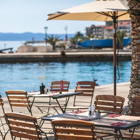 דירות פודגורה Waterfront Roko מראה חיצוני תמונה